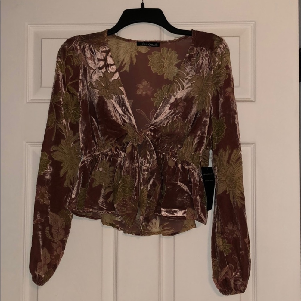 Nana macs small tie front top